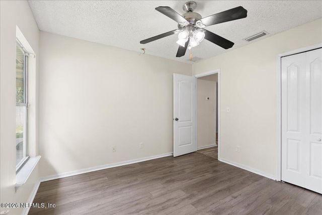 9454 STAPLEHURST Drive, Jacksonville, FL 32244