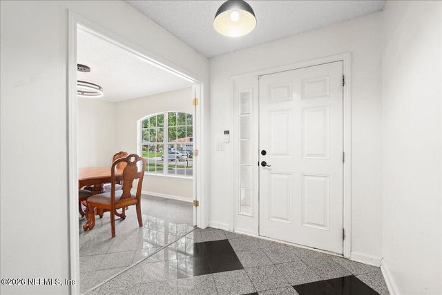 9454 STAPLEHURST Drive, Jacksonville, FL 32244