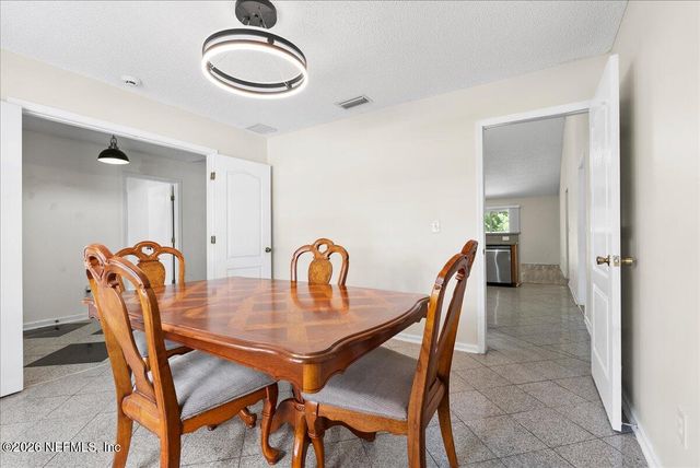 9454 STAPLEHURST Drive, Jacksonville, FL 32244