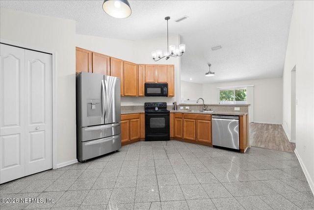 9454 STAPLEHURST Drive, Jacksonville, FL 32244