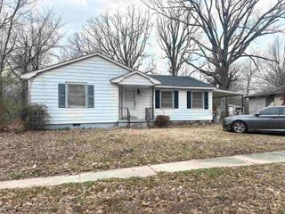 16 Shirley St., Pine Bluff, AR 71602