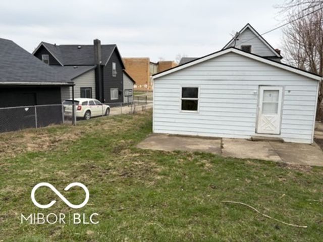 1917 Cedar Street, Anderson, IN 46016