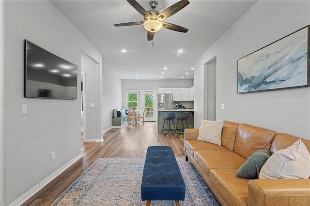 1141 Riverside Drive, Bentonville, AR 72713