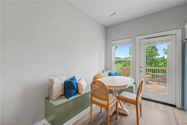 1141 Riverside Drive, Bentonville, AR 72713