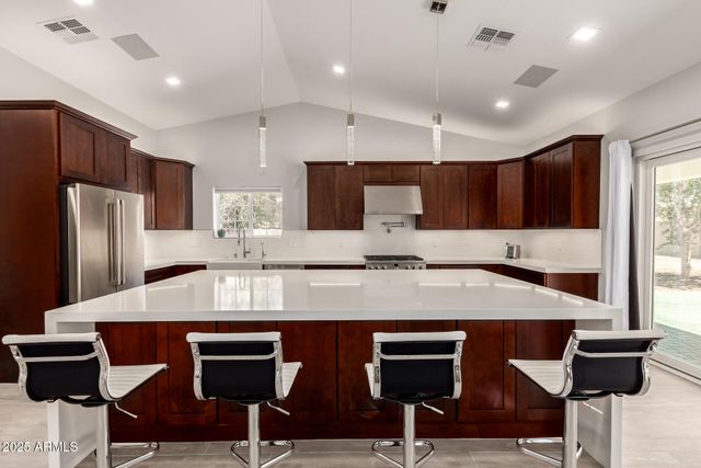 1513 S 108TH Way, Chandler, AZ 85286