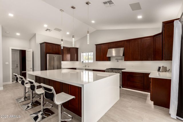 1513 S 108TH Way, Chandler, AZ 85286