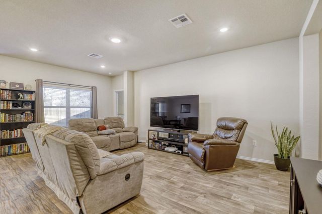 6109 Brocade DR, Austin, TX 78724