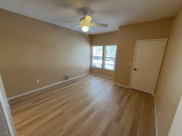 8250 North GRAND CANYON Drive 2158, Las Vegas, NV 89166
