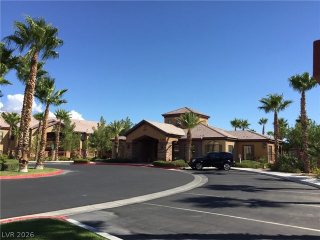 8250 North GRAND CANYON Drive 2158, Las Vegas, NV 89166