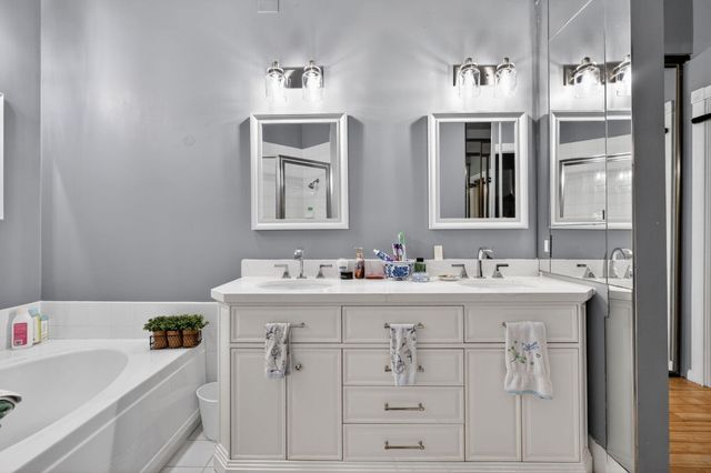 217 E Tall Oaks Circle, Palm Beach Gardens, FL 33410