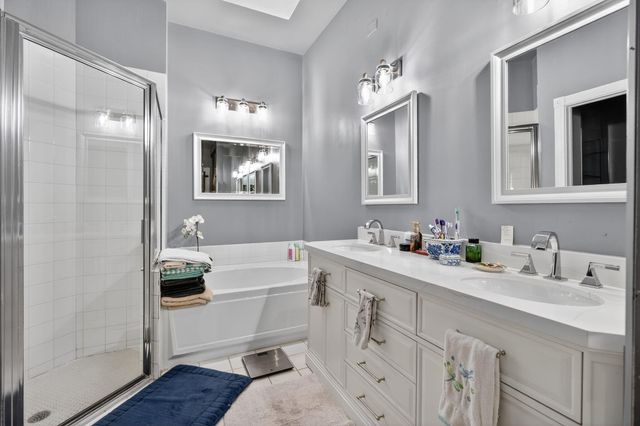 217 E Tall Oaks Circle, Palm Beach Gardens, FL 33410