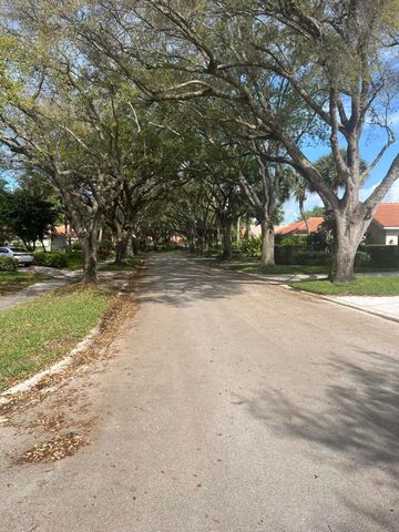 217 E Tall Oaks Circle, Palm Beach Gardens, FL 33410