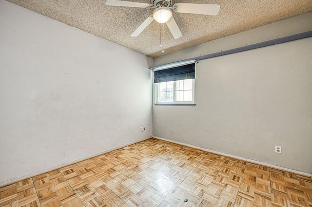 2306 Stanford Avenue, Clovis, CA 93611