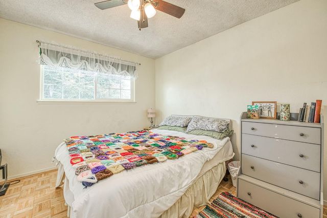 2306 Stanford Avenue, Clovis, CA 93611