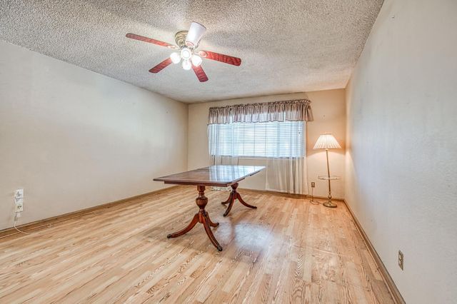 2306 Stanford Avenue, Clovis, CA 93611