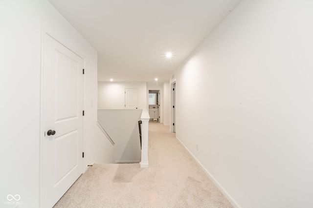 8752 Dorill Creek Lane, Indianapolis, IN 46259