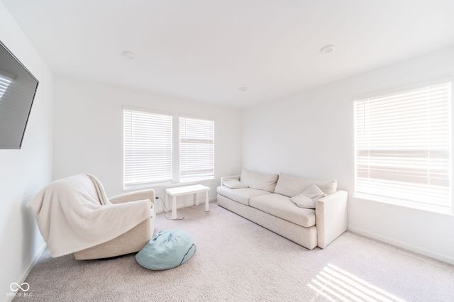 8752 Dorill Creek Lane, Indianapolis, IN 46259