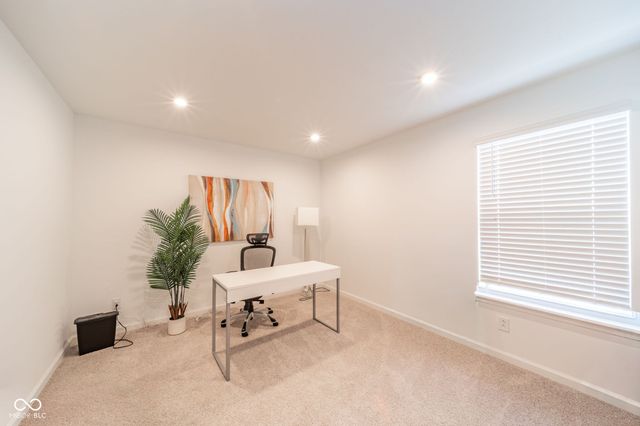 8752 Dorill Creek Lane, Indianapolis, IN 46259