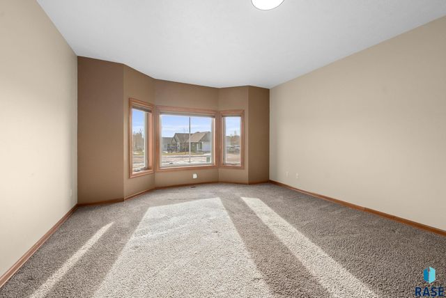 3000 W Stratton St Street, Sioux Falls, SD 57108