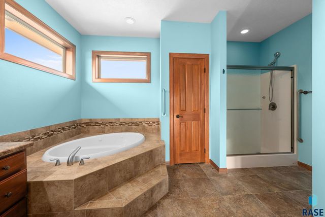 3000 W Stratton St Street, Sioux Falls, SD 57108