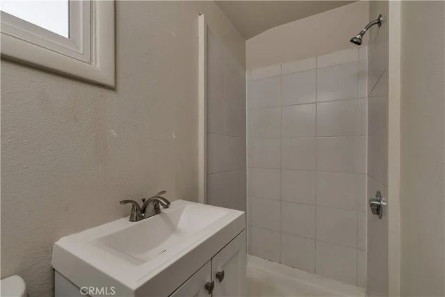 1122 Stewart Avenue, Chico, CA 95926