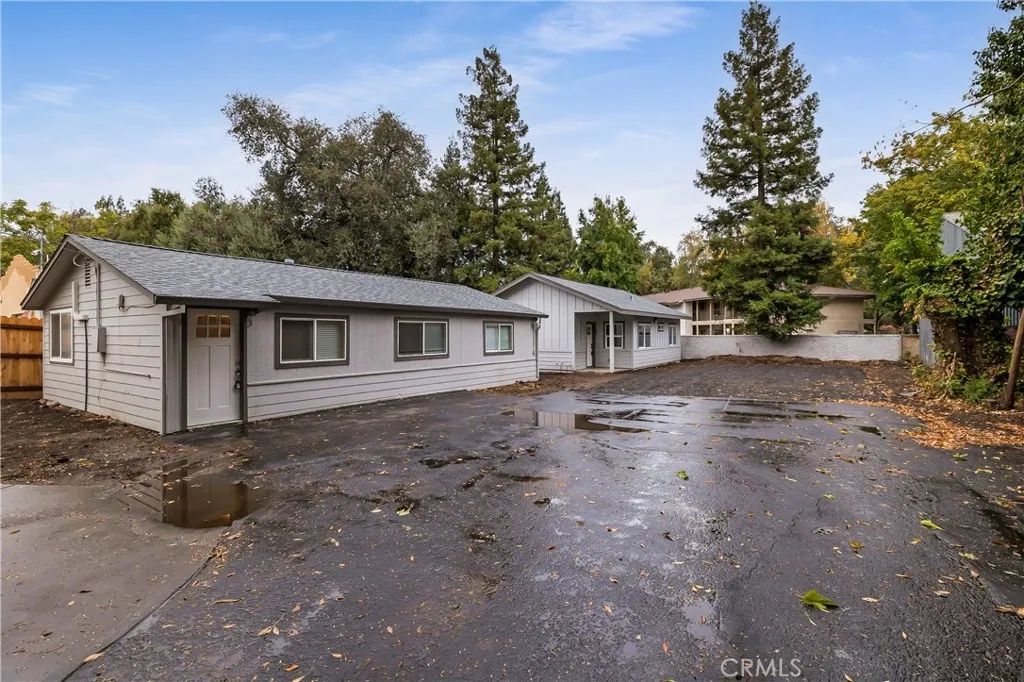 1122 Stewart Avenue, Chico, CA 95926