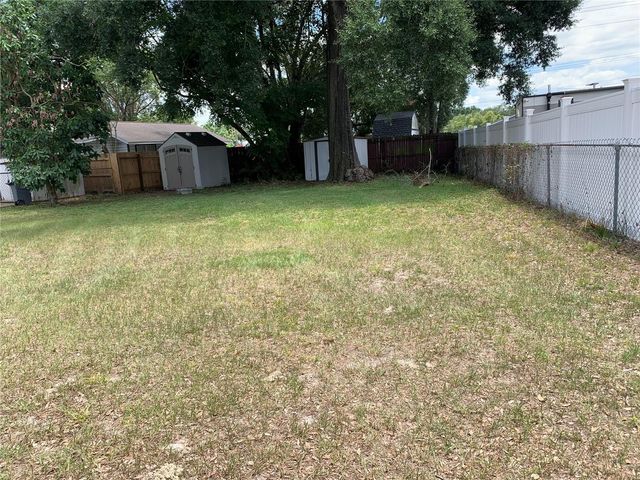 1807 E RAMPART STREET, Tampa, FL 33604