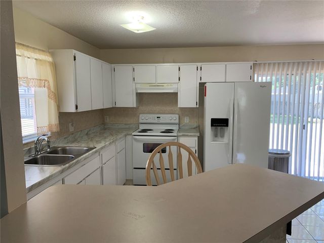 1807 E RAMPART STREET, Tampa, FL 33604