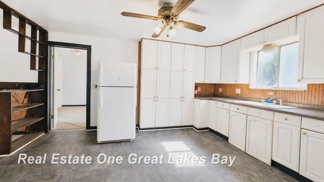 3531 Lionshead Lane, Saginaw, MI 48601
