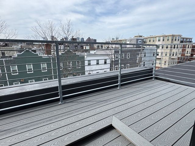 5 Breed St 4, Boston, MA 02128