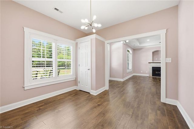 2100 Waterford Pointe Road, Lexington, NC 27292
