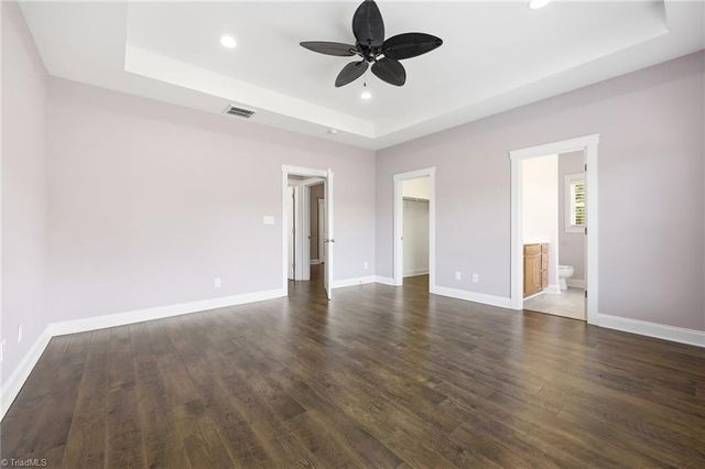 2100 Waterford Pointe Road, Lexington, NC 27292