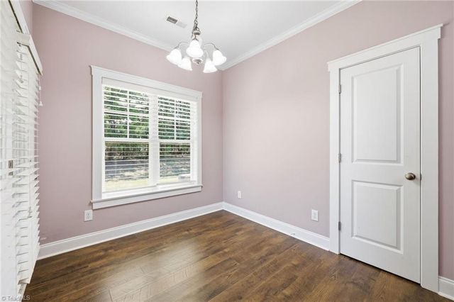 2100 Waterford Pointe Road, Lexington, NC 27292