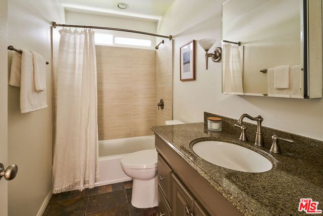 21737 Woodland Crest Drive, Woodland Hills, CA 91364