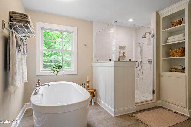 33 Tyler Drive, Saratoga Springs, Outside, NY 12866