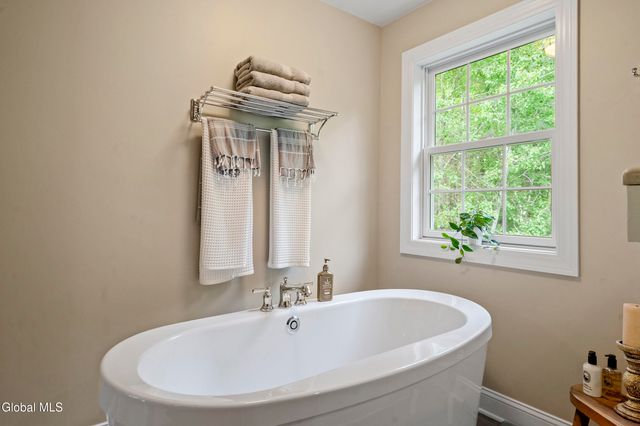33 Tyler Drive, Saratoga Springs, Outside, NY 12866