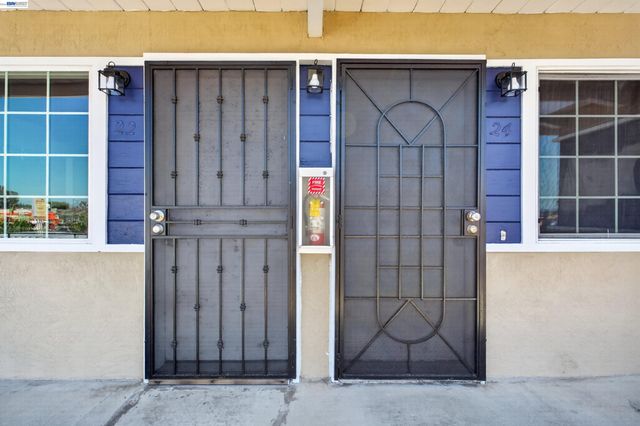 2318 Lowell Avenue, Richmond, CA 94804