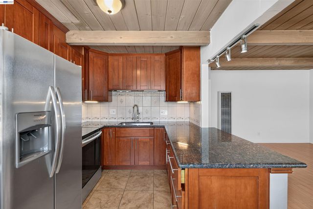 2318 Lowell Avenue, Richmond, CA 94804