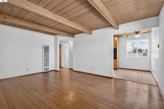 2318 Lowell Avenue, Richmond, CA 94804