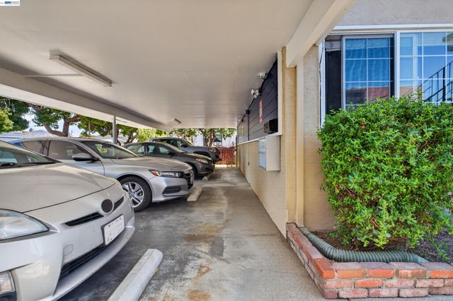 2318 Lowell Avenue, Richmond, CA 94804