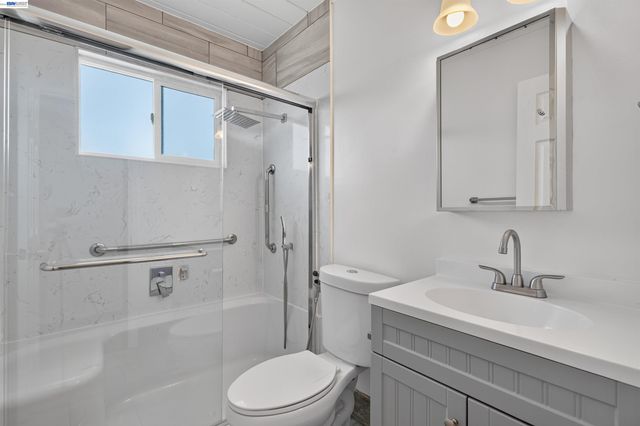 2318 Lowell Avenue, Richmond, CA 94804
