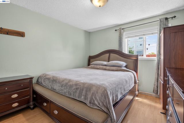 2318 Lowell Avenue, Richmond, CA 94804