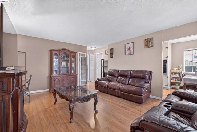 2318 Lowell Avenue, Richmond, CA 94804