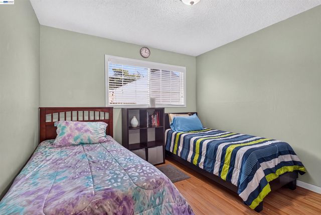 2318 Lowell Avenue, Richmond, CA 94804