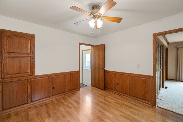 4601 Fairview Drive, Pleasant Hill, IA 50327