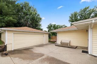 4601 Fairview Drive, Pleasant Hill, IA 50327