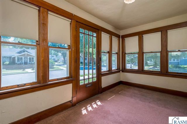 601 Wall Street, North Mankato, MN 56003