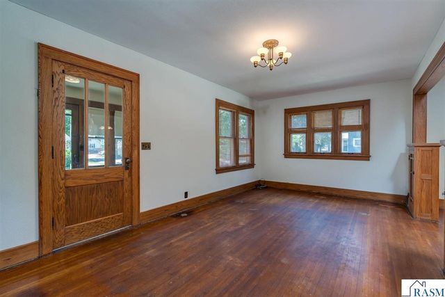 601 Wall Street, North Mankato, MN 56003