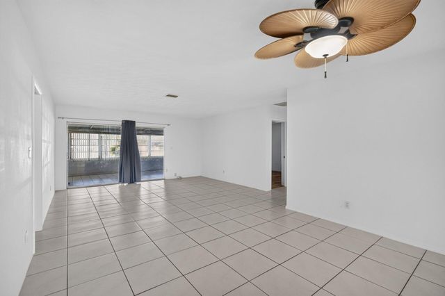 2220 N 57th Terrace, Hollywood, FL 33021