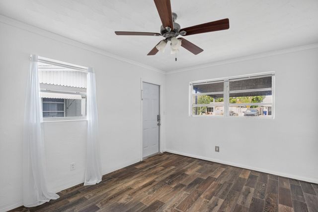 2220 N 57th Terrace, Hollywood, FL 33021